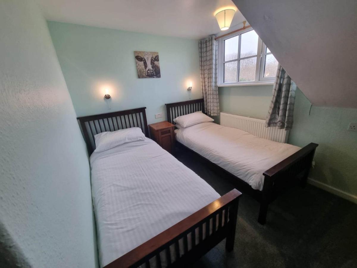 The Harp Inn Glasbury Bagian luar foto